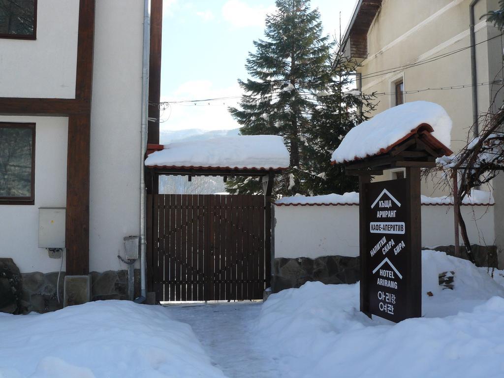 Hotel House Arirang Cherni Osum Exterior foto
